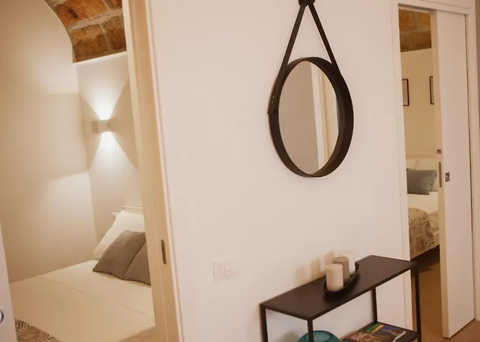 Agora