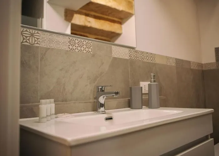 Agora テッラジーニ